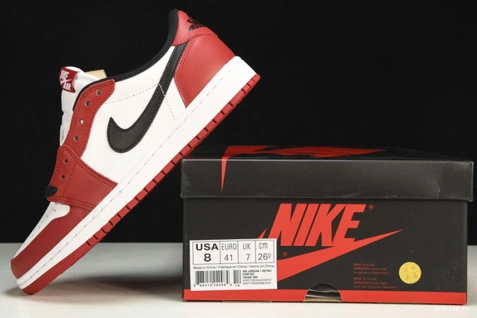 Retro Jordan  Low   705329-600  Chicago 1 (2016) 1103